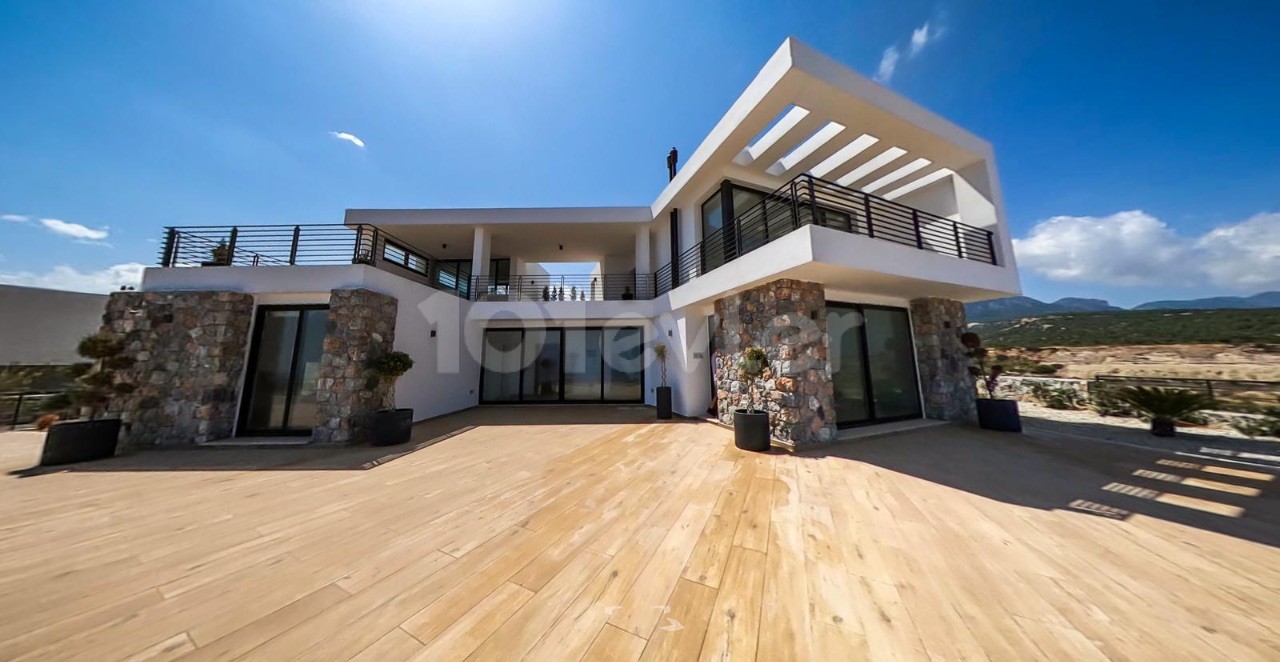 ULTRA-LUXURIÖSE 3+1-VILLA ZUM VERKAUF IN GIRNE BAHÇELİ, NULL ZUM MEER!!