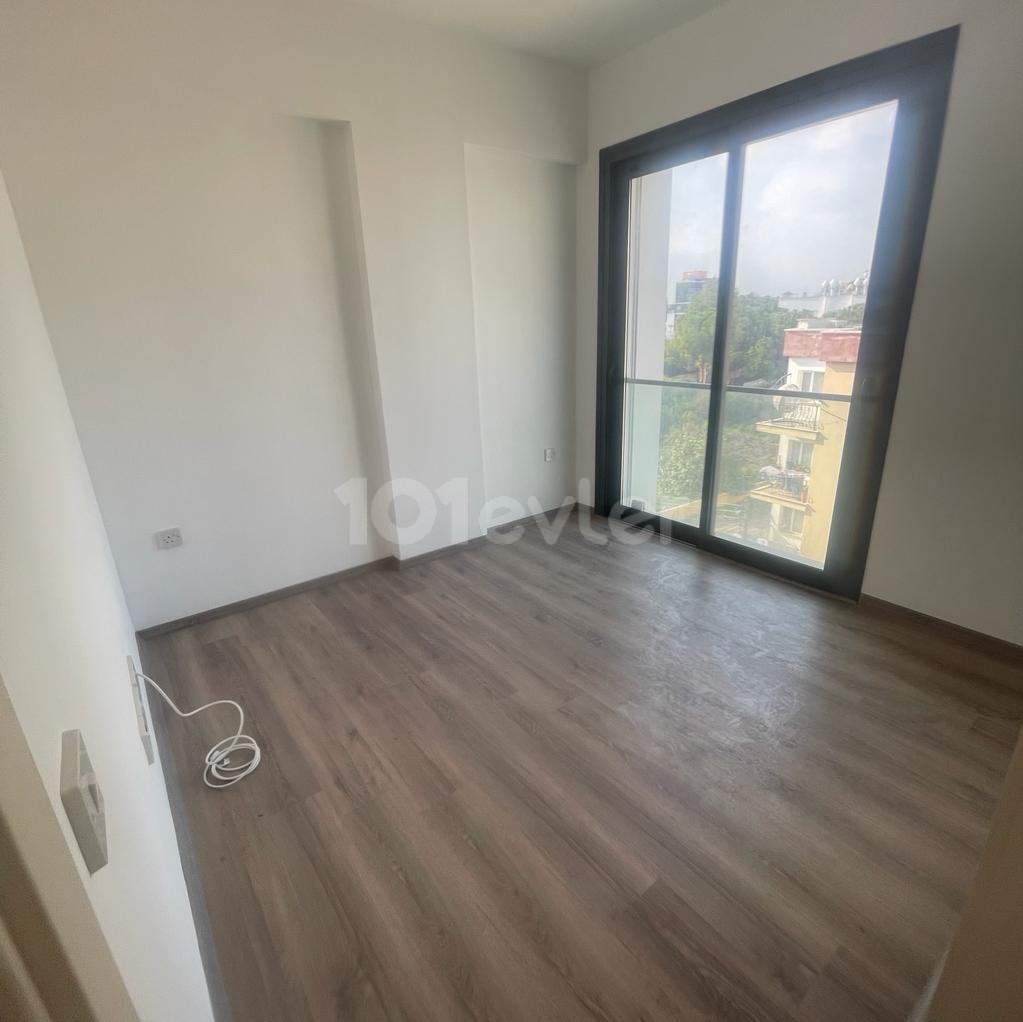 2+1 LUXURIÖSE WOHNUNG IM KYRENIA CENTER ZU VERKAUFEN!!