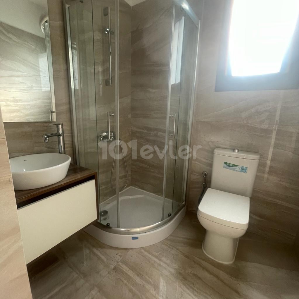 2+1 LUXURIOUS FLAT FOR SALE IN KYRENIA CENTER!!