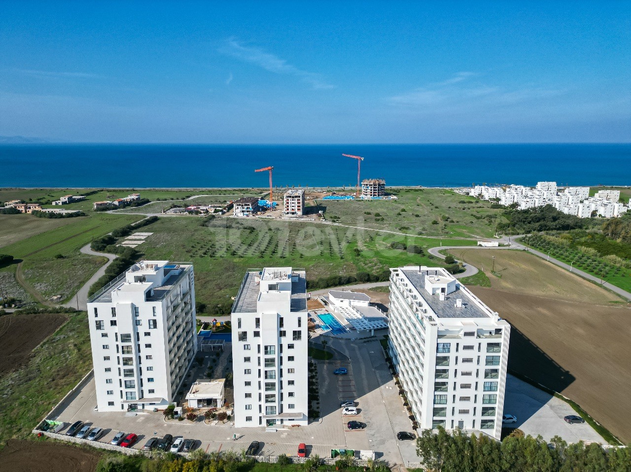 SPASS HABEN ODER ZUHÖREN WOLLEN; IN DIESEN WOHNUNGEN ERWARTEN SIE FRIEDLICHE NATUR UND LEBEN IM MEER!! ULTRA-LUXURIÖSE DUPLEX-PENTHOUSE-WOHNUNGEN ZUM VERKAUF IN LEFKE GAZİVEREN!!