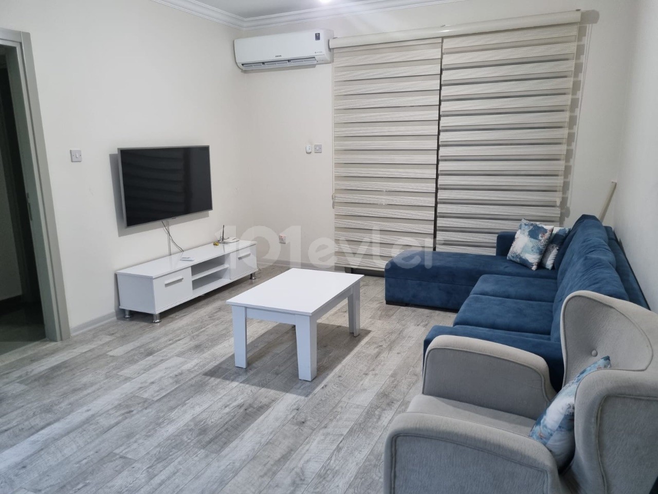 2+1 LUXURIÖSE WOHNUNG ZU VERMIETEN IM KYRENIA CENTER!!