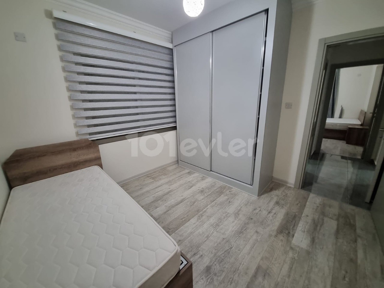 2+1 LUXURIÖSE WOHNUNG ZU VERMIETEN IM KYRENIA CENTER!!