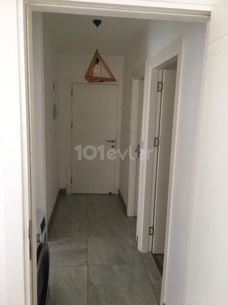 KYRENIA-PENTHOUSE MIT 3 SCHLAFZIMMERN UND 2 BÄDERN