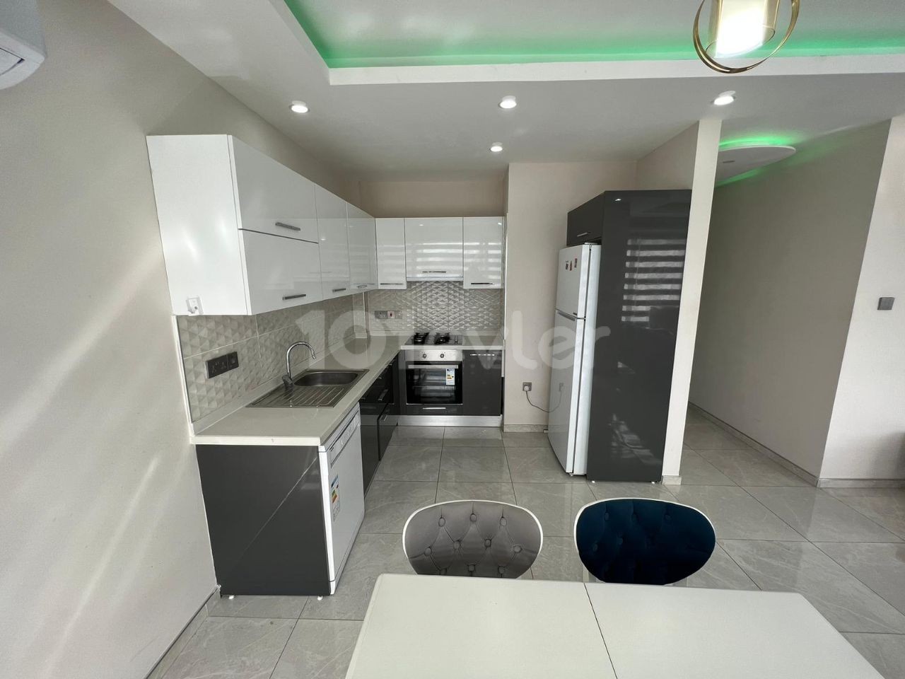 LUXURY ENSUITE 3 BEDROOM IN THE HEART OF THE CITY