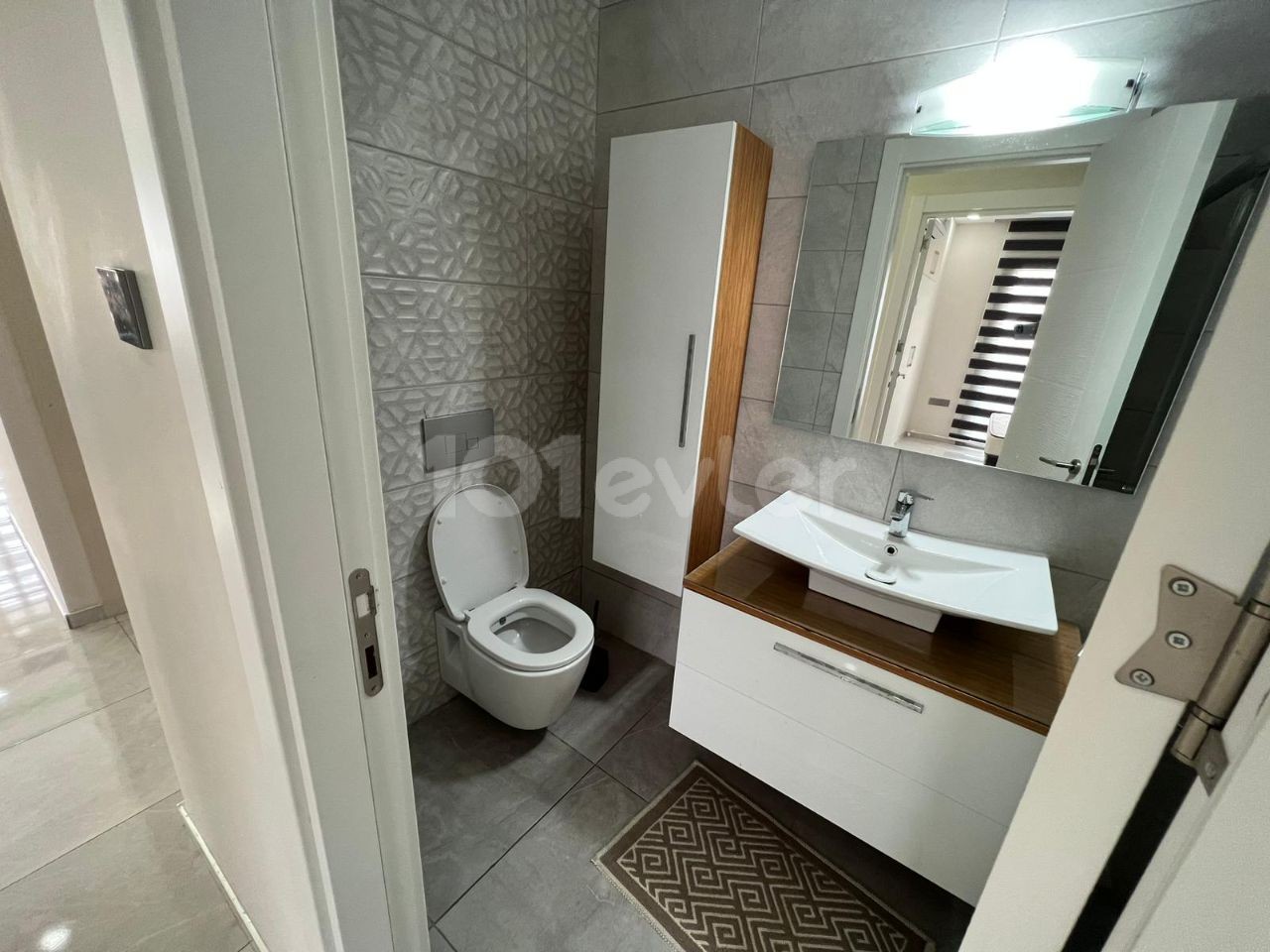 LUXURY ENSUITE 3 BEDROOM IN THE HEART OF THE CITY