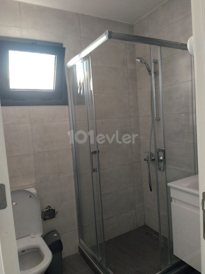 ERSTAUNLICHES PENTHOUSE MIT 3 SCHLAFZIMMERN IN GIRNE