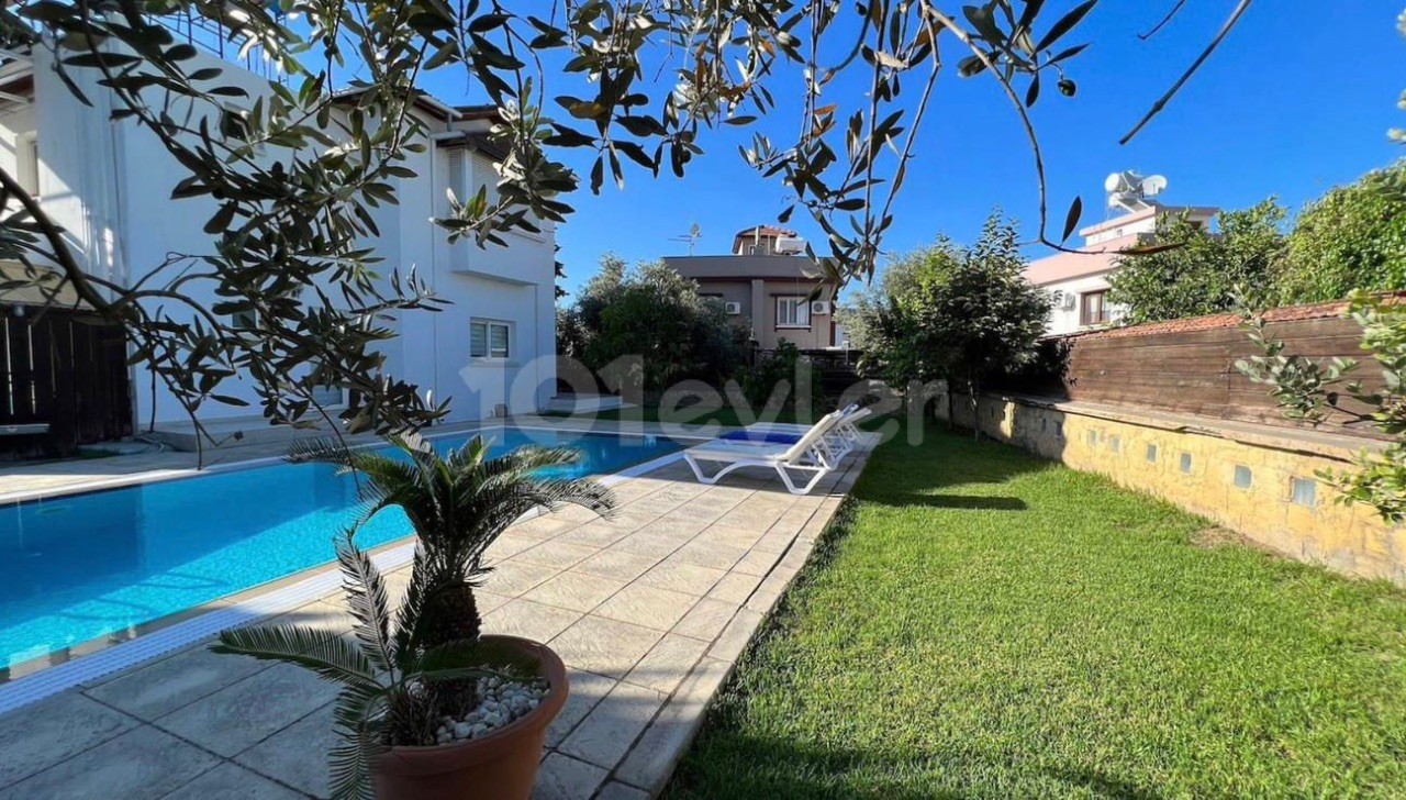 VILLA WITH POOL FOR SALE IN KYRENIA ALSANCAK WITH AN OPPORTUNITY AT HALF A DONE LAND!!