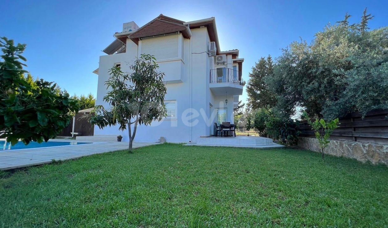 VILLA WITH POOL FOR SALE IN KYRENIA ALSANCAK WITH AN OPPORTUNITY AT HALF A DONE LAND!!