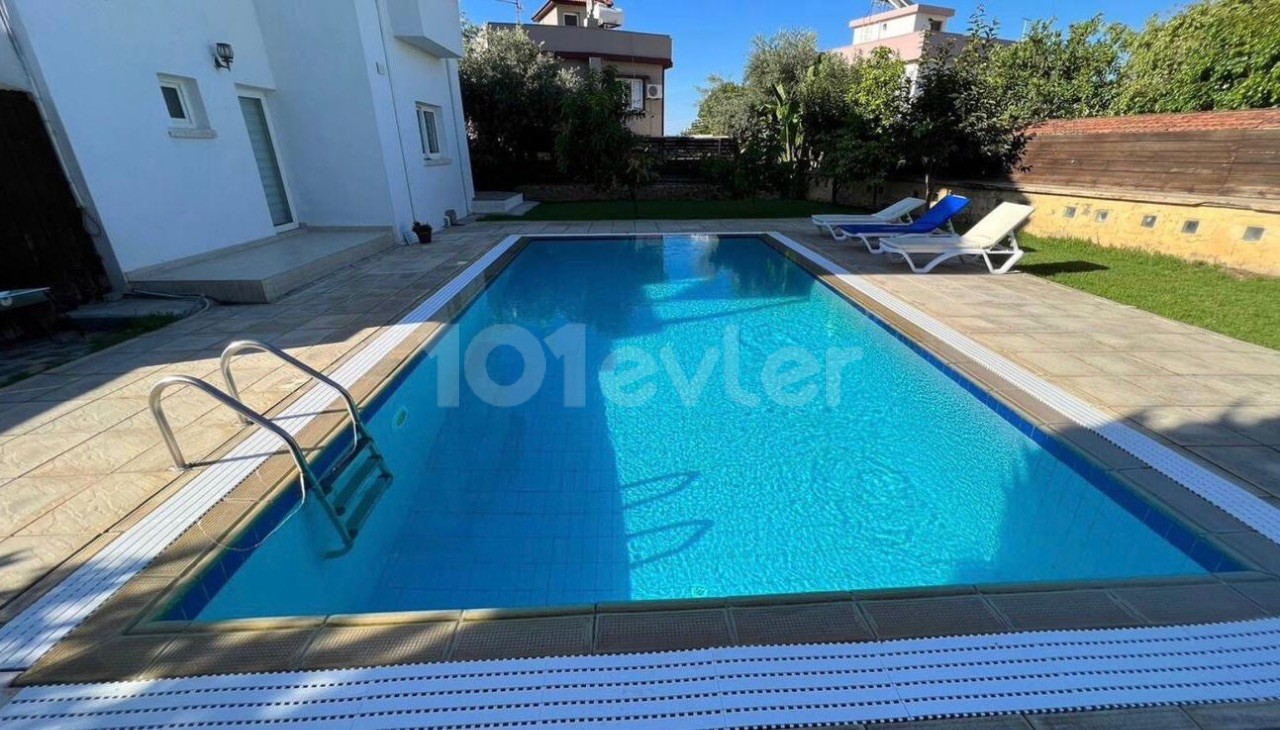 VILLA WITH POOL FOR SALE IN KYRENIA ALSANCAK WITH AN OPPORTUNITY AT HALF A DONE LAND!!