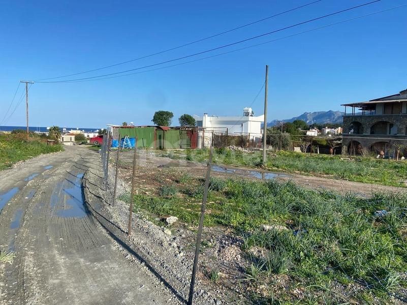 OPPORTUNITY INVESTMENT LAND FOR A VILLA BY THE SEA IN KARŞIYAKA, KYRENIA