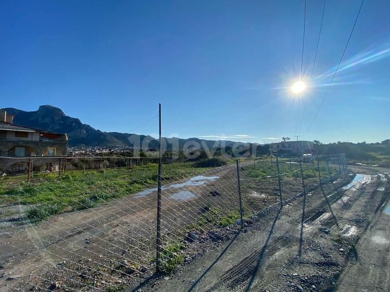 OPPORTUNITY INVESTMENT LAND FOR A VILLA BY THE SEA IN KARŞIYAKA, KYRENIA