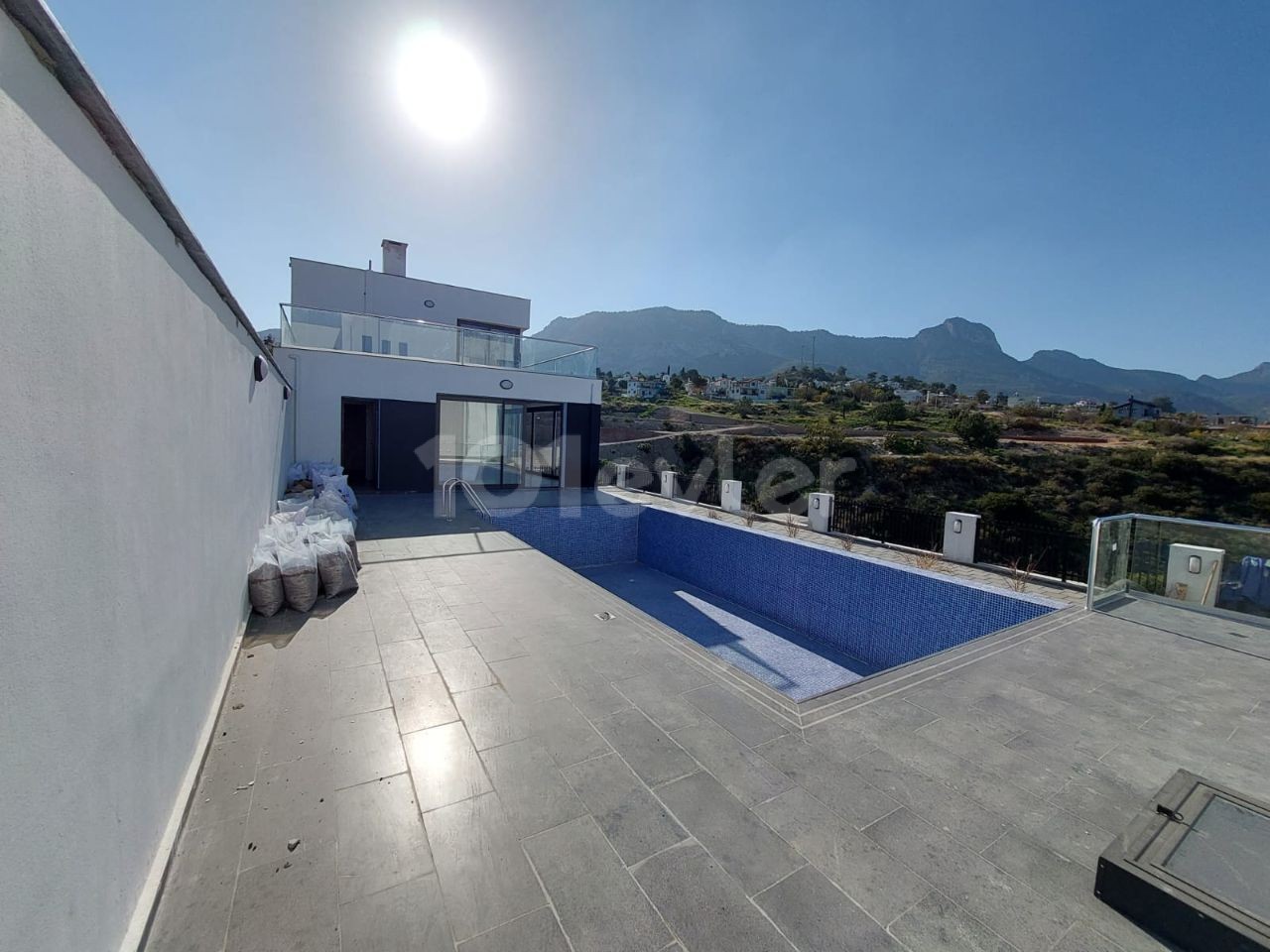 Ultra Luxury 4+2 Villa mit herrlichem Blick in Arapköy, Kyrenia ** 