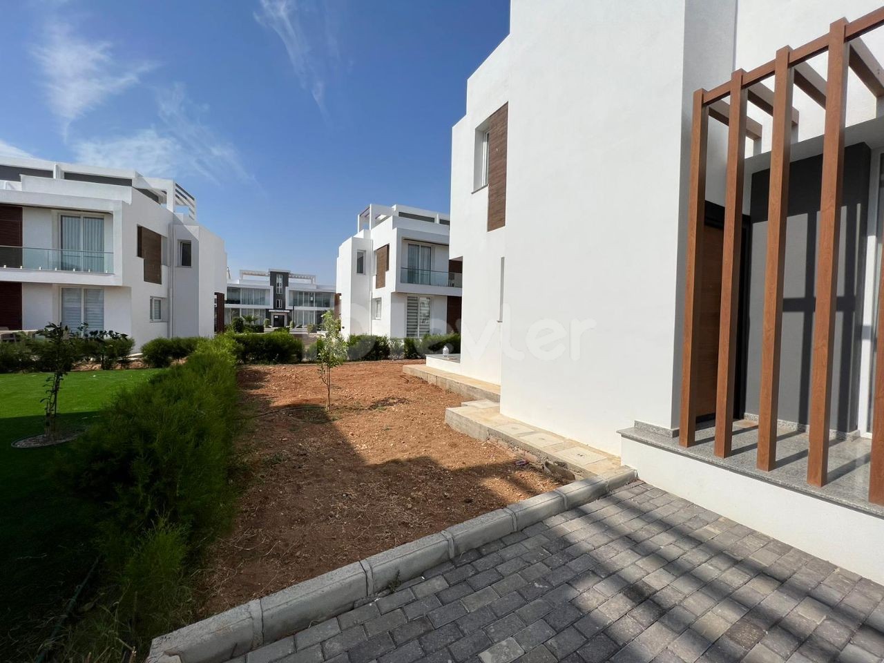 2 bedroom semi detached villa for sale in Fourseasons