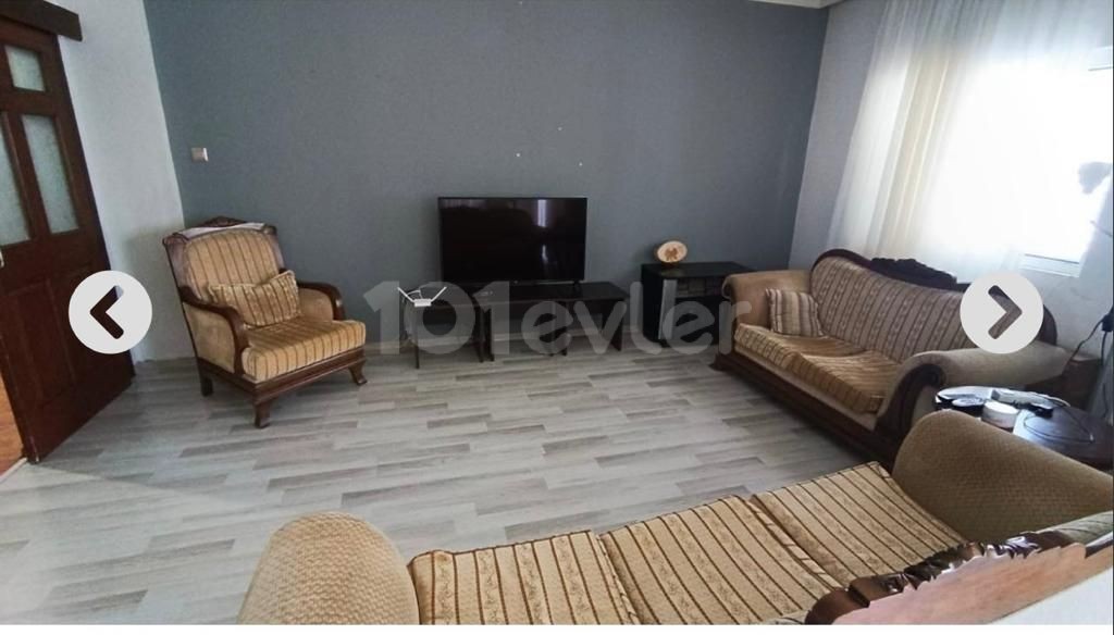 LARGE 3+1 FLAT FOR SALE IN KARAKOL NEIGHBORHOOD IN FAMAGUSA