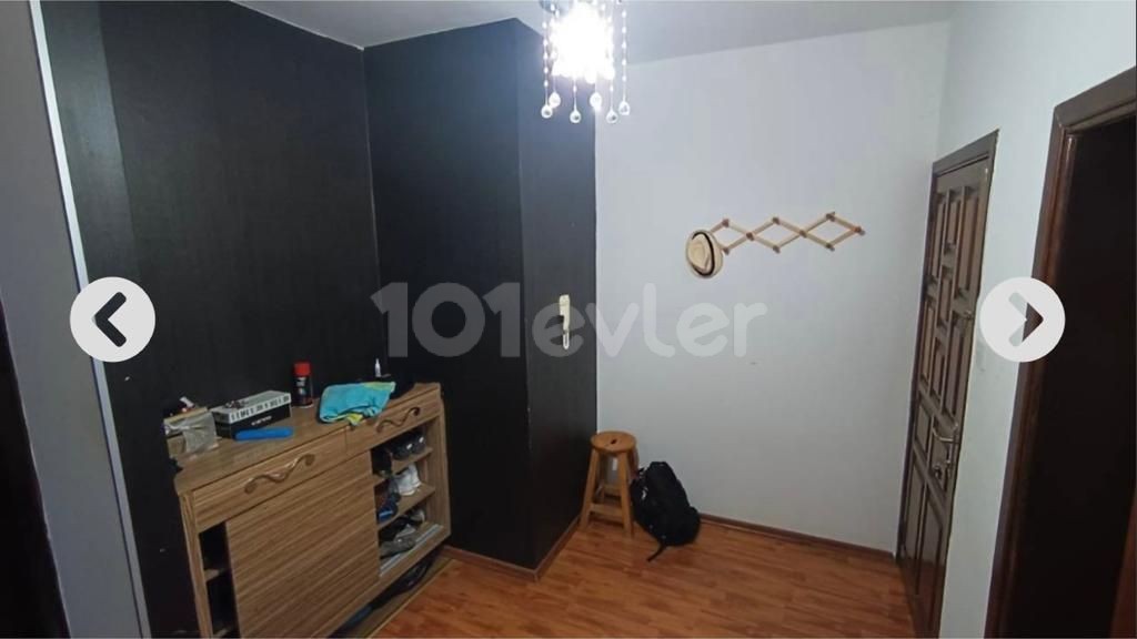 LARGE 3+1 FLAT FOR SALE IN KARAKOL NEIGHBORHOOD IN FAMAGUSA