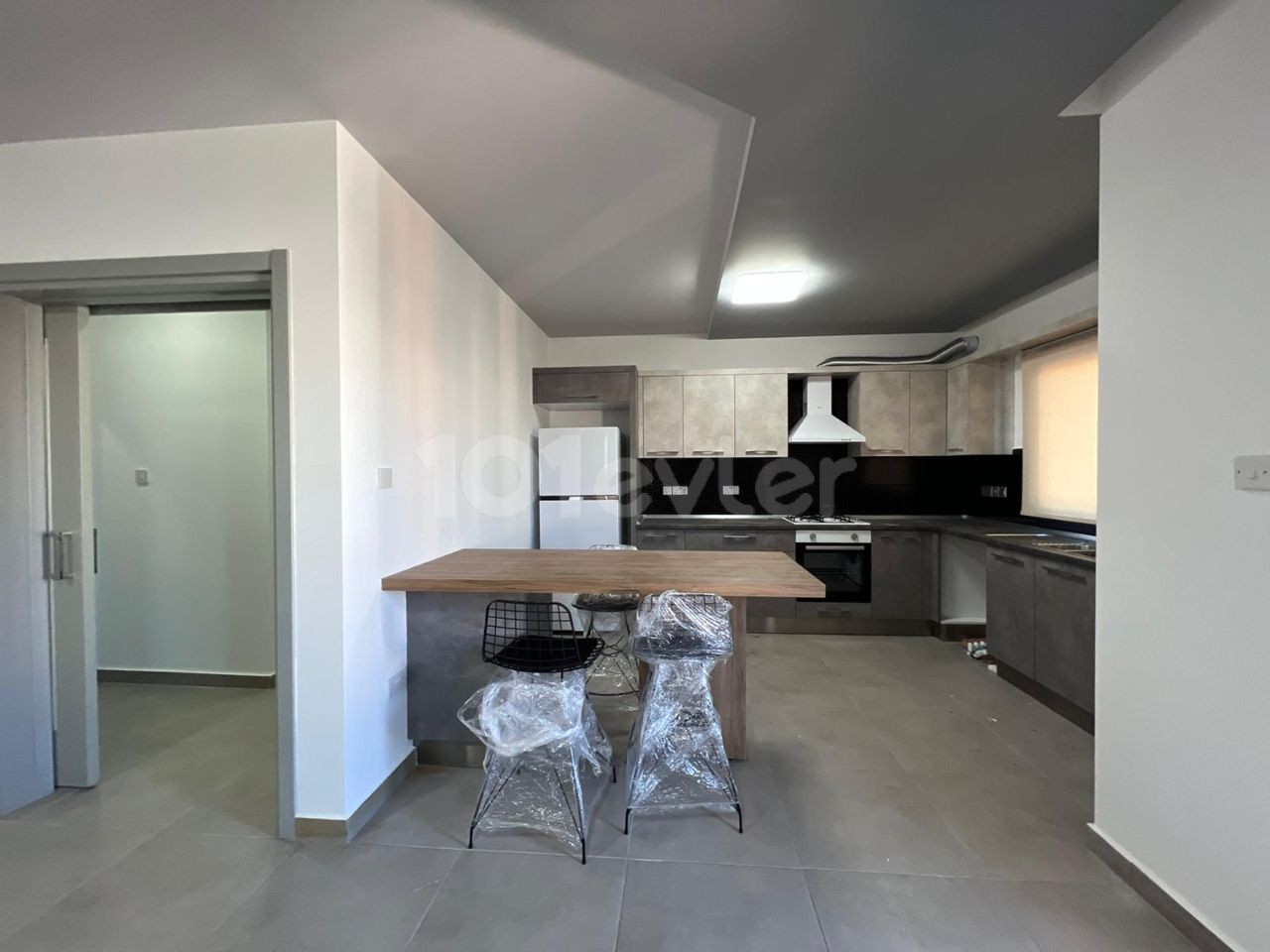 NEUE 2+1 ENSUITE LUXUS WOHNUNG ZU VERMIETEN IN LEFKOSA / KUCUKKAYMAKLI GEBIET 