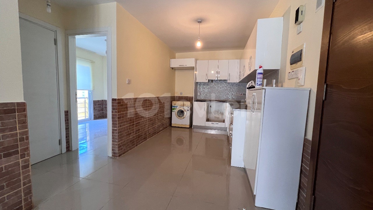 GROUND FLOOR 2+1 APARTMENT FOR SALE IN THE CENTER OF GUINEA ** 