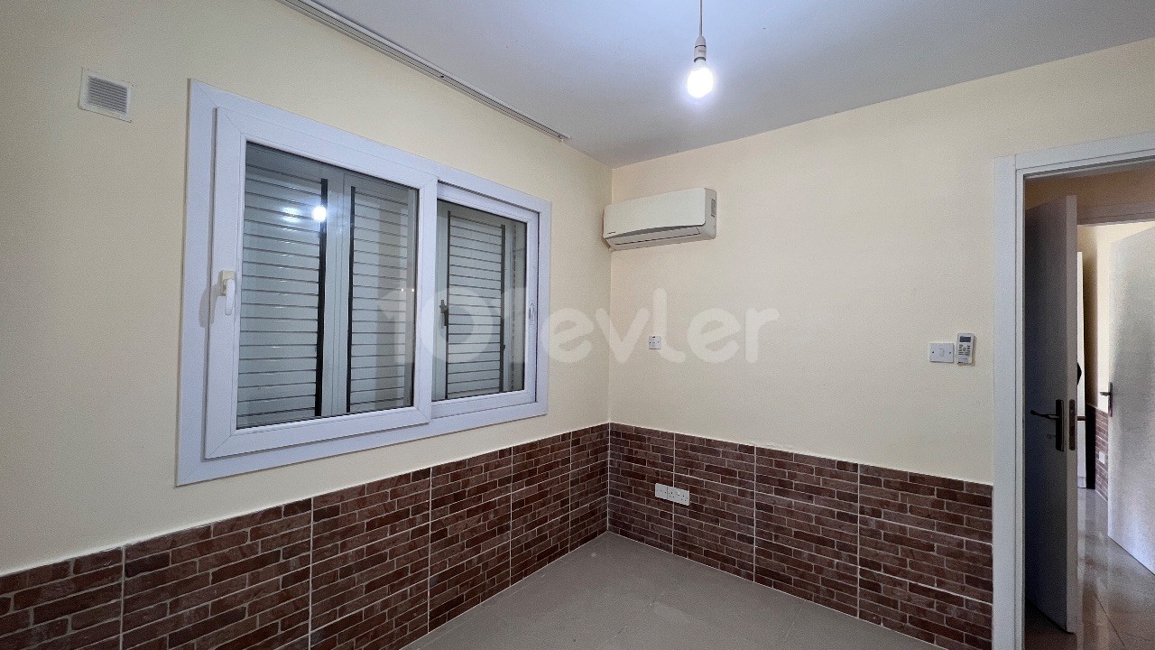 GİRNE MERKEZDE ZEMİN KAT SATIKIK 2+1 DAİRE