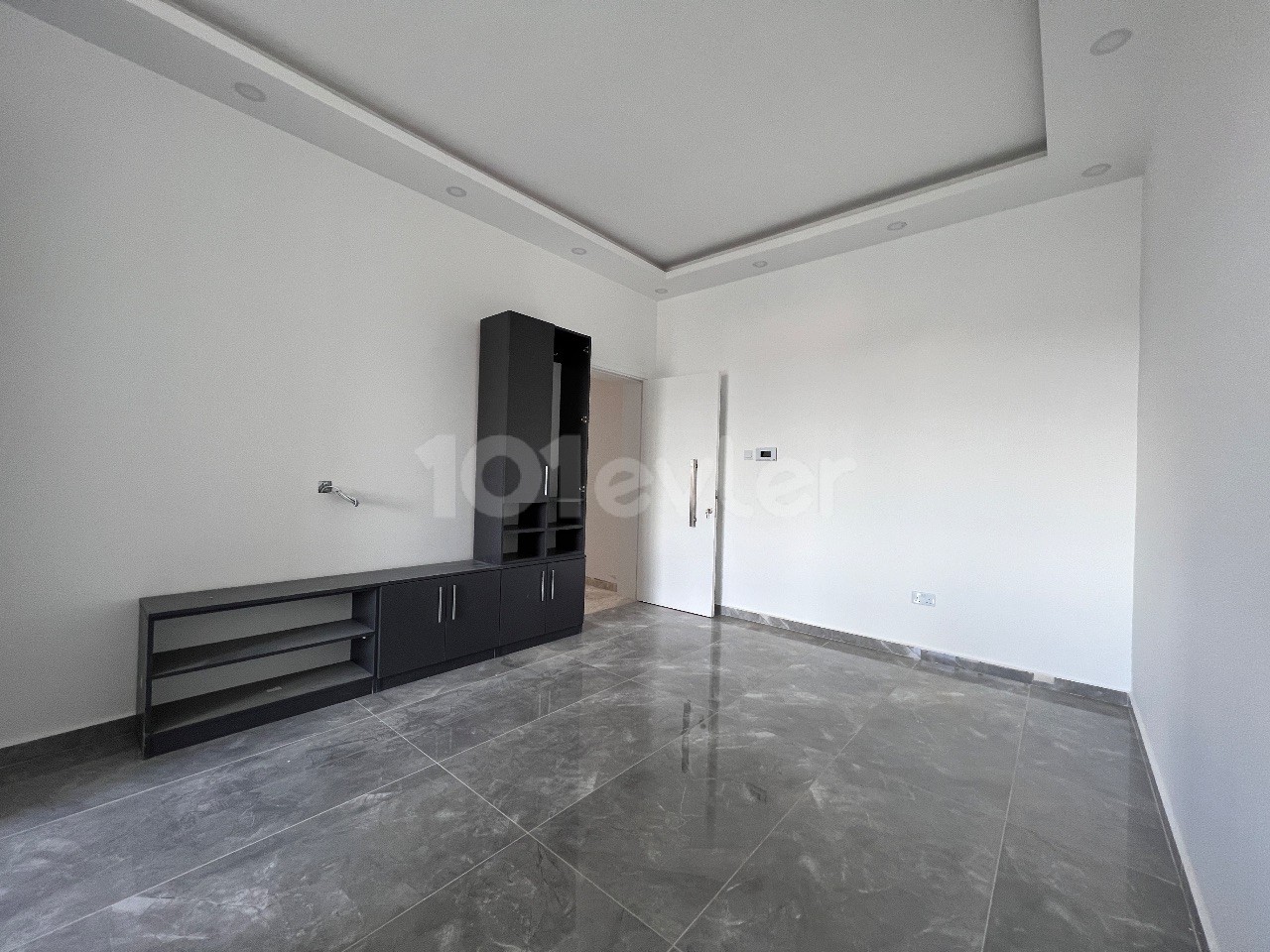 LEFKOŞA/GÖNYELİ BÖLGESİNDE  2+1 ENSUİTE LÜKS DAİRE