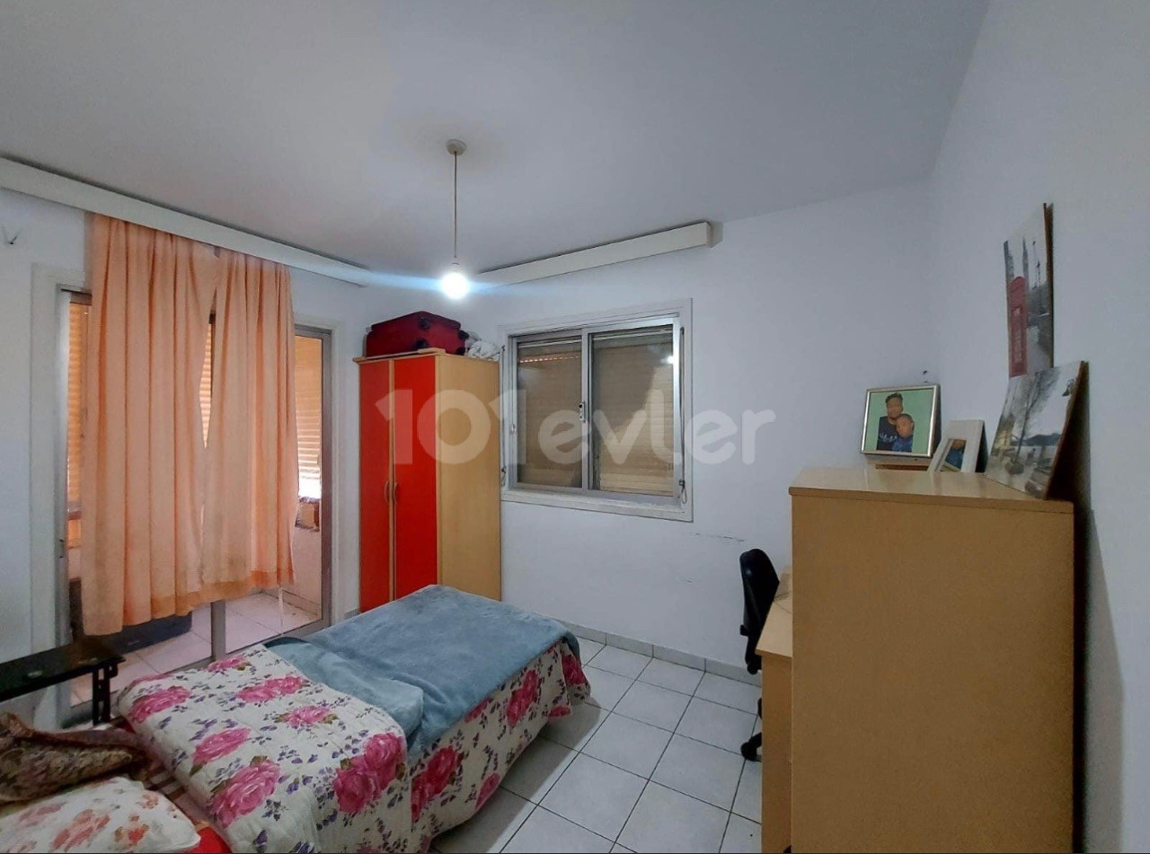 CENTRALLY LOCATED 3+1 APARTMENT FOR SALE IN LEFKOŞA/KÖŞKLÇİFTLİK REGION