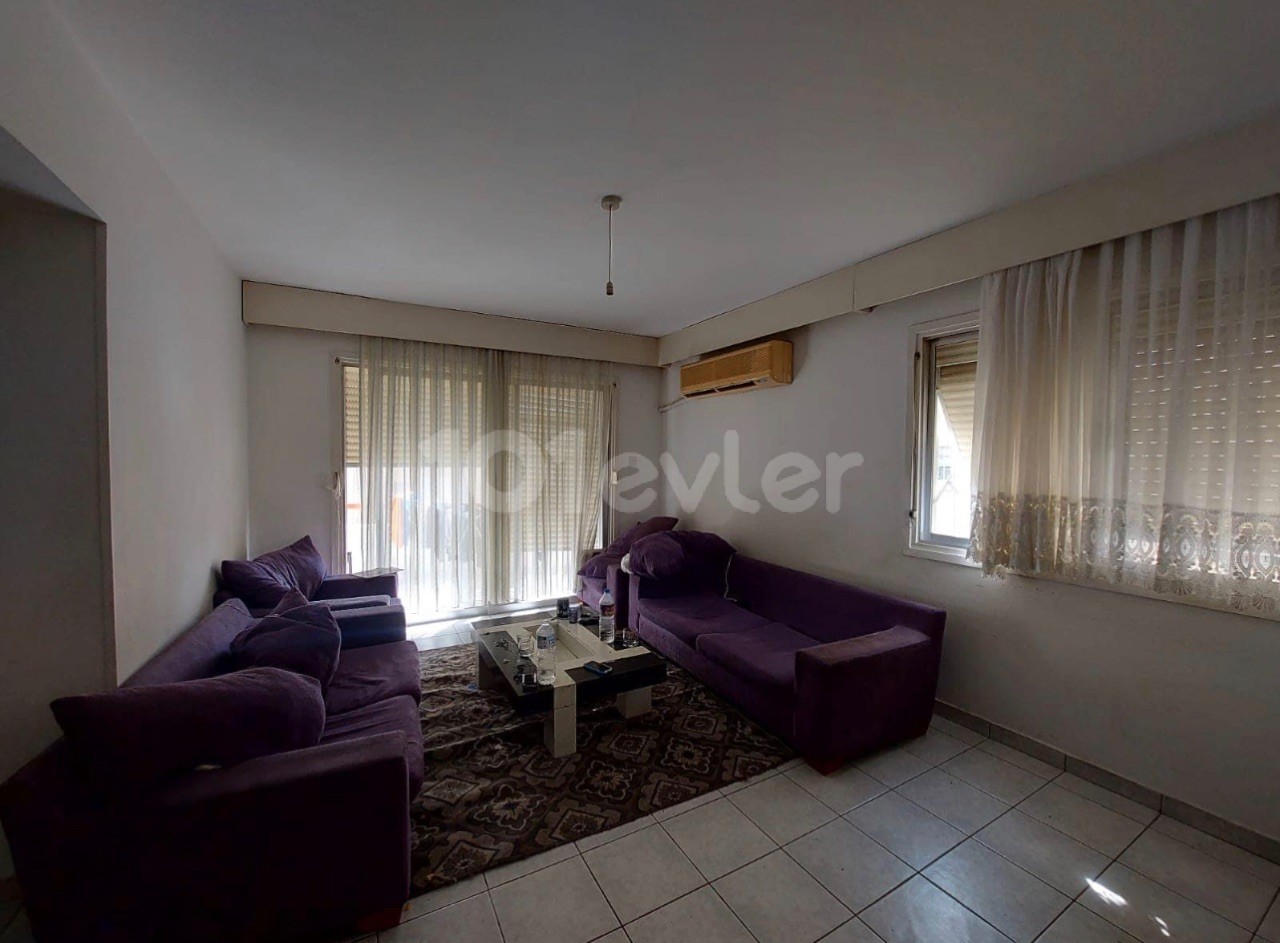 CENTRALLY LOCATED 3+1 APARTMENT FOR SALE IN LEFKOŞA/KÖŞKLÇİFTLİK REGION