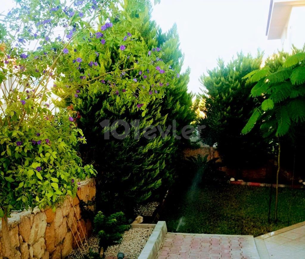 FULLY FURNISHED 4+1 VILLA FOR SALE NEAR CHAMADA HOTEL IN GIRNE/ ÇATALKOY 