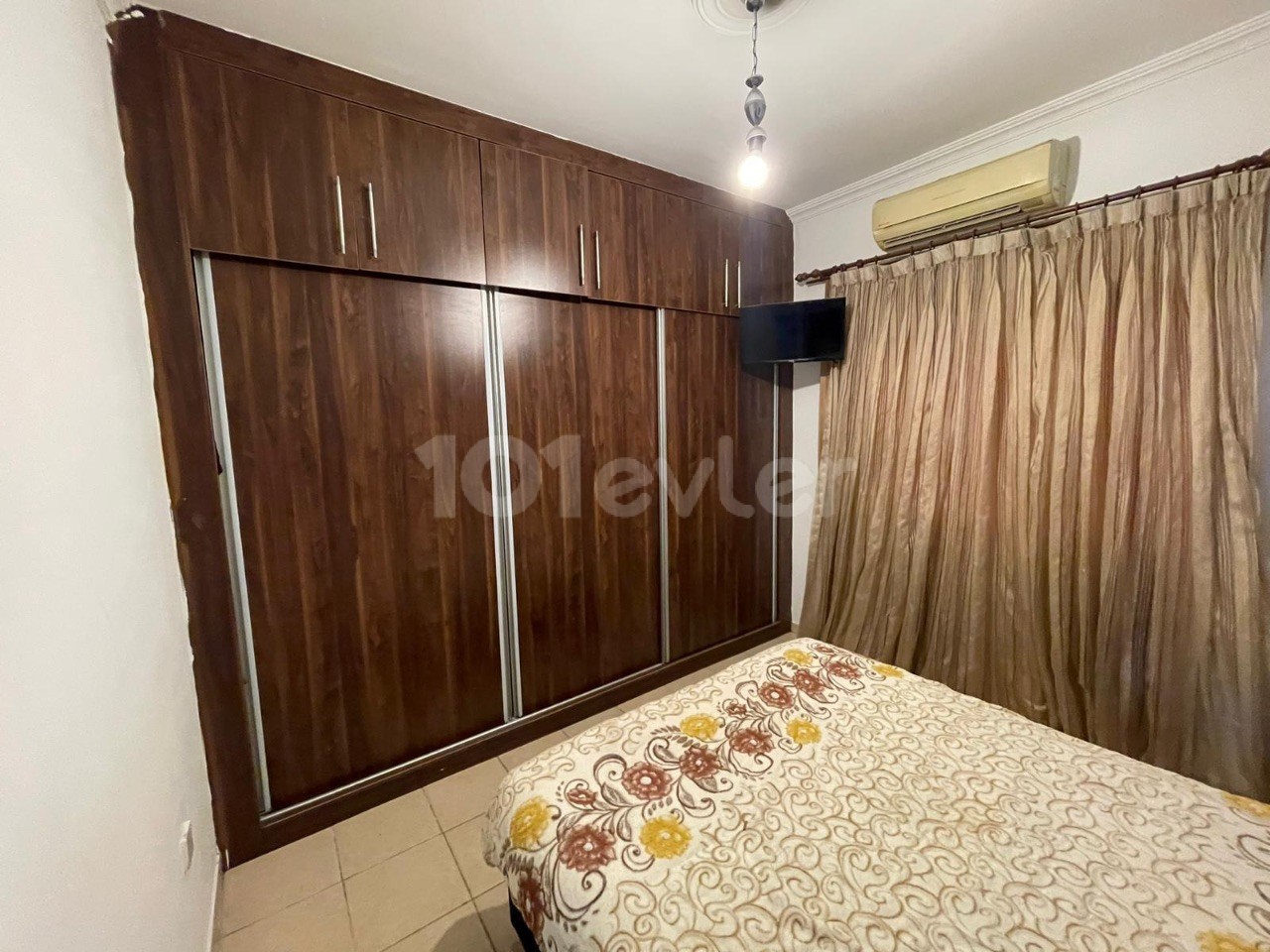 LEFKOŞA/ DEREBOYU CADDESİNDE 3+1 ELŞYALI GÜNLÜK  KİRALIK DAİRE