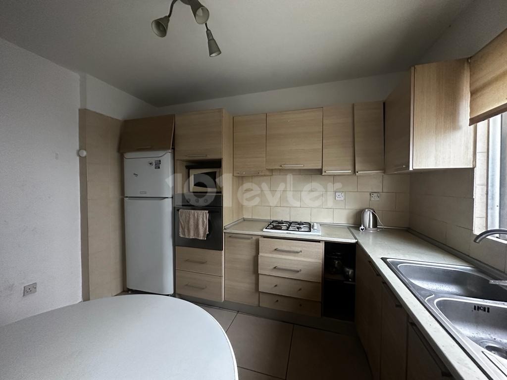 3+1 flat for sale with ground floor commercial permit in LEFKOŞA/ORTAKÖY