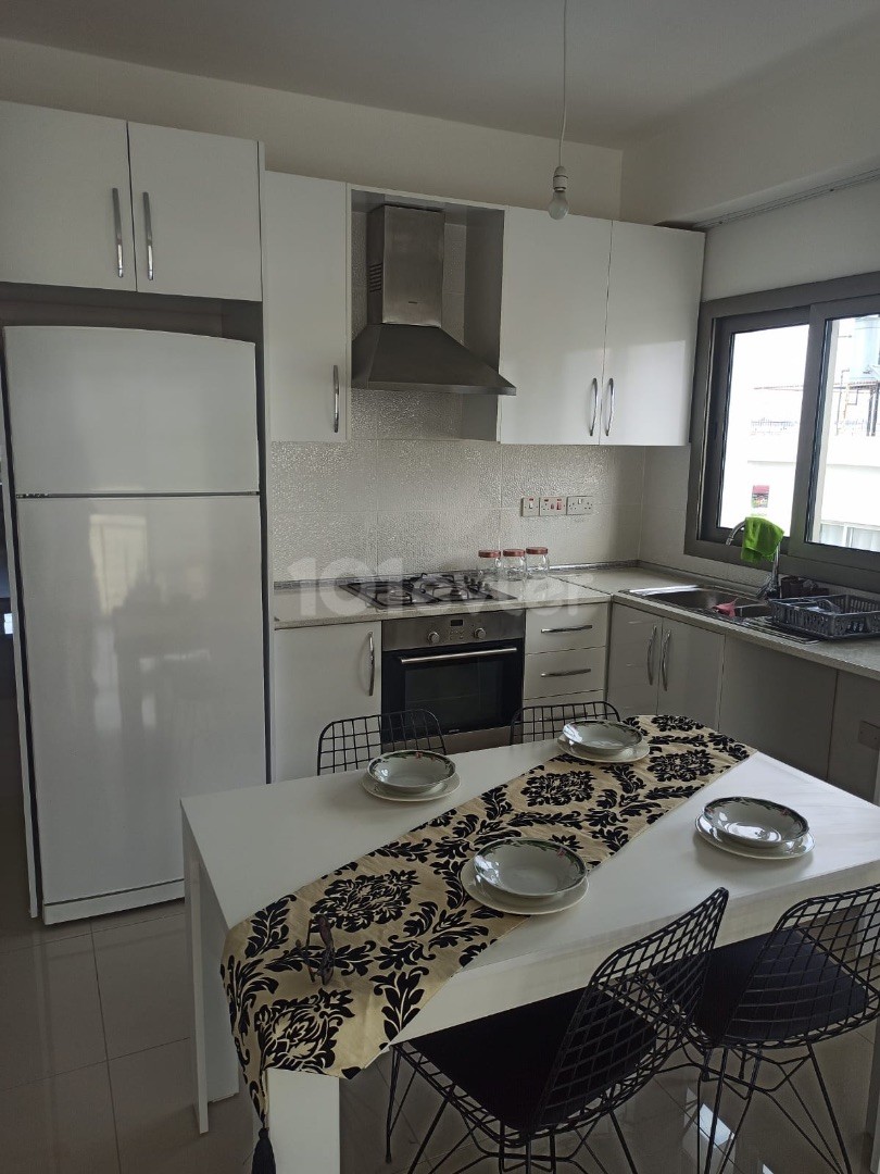 COMMERCIALIZED ENSUITE 3+1 APARTMENT ON THE MAIN STREET IN LEFKOŞA/KAYMAKLI AREA