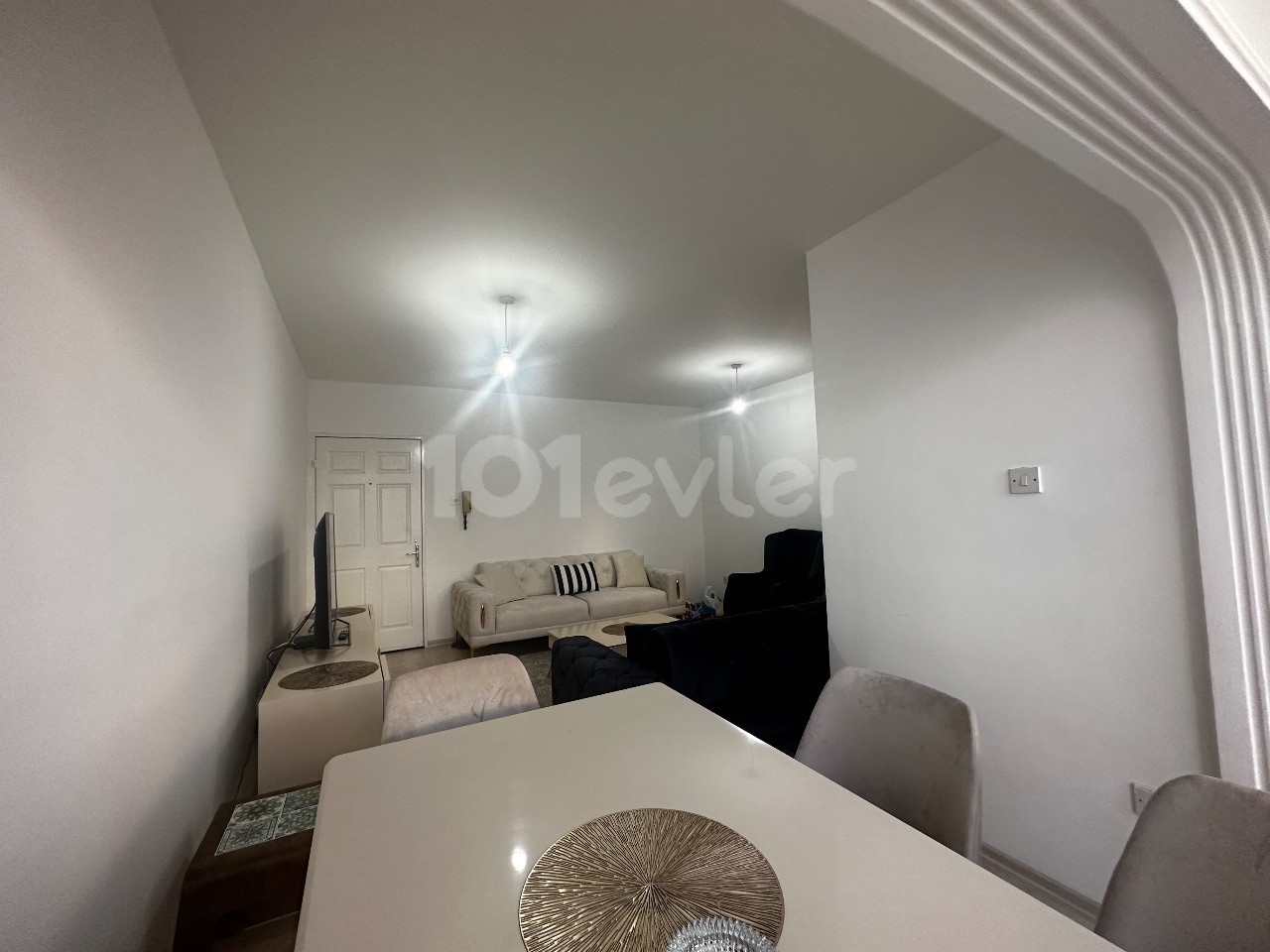 CORNER 2+1 APARTMENT ON THE 1ST FLOOR IN LEFKOŞA / NEWKENT AREA 