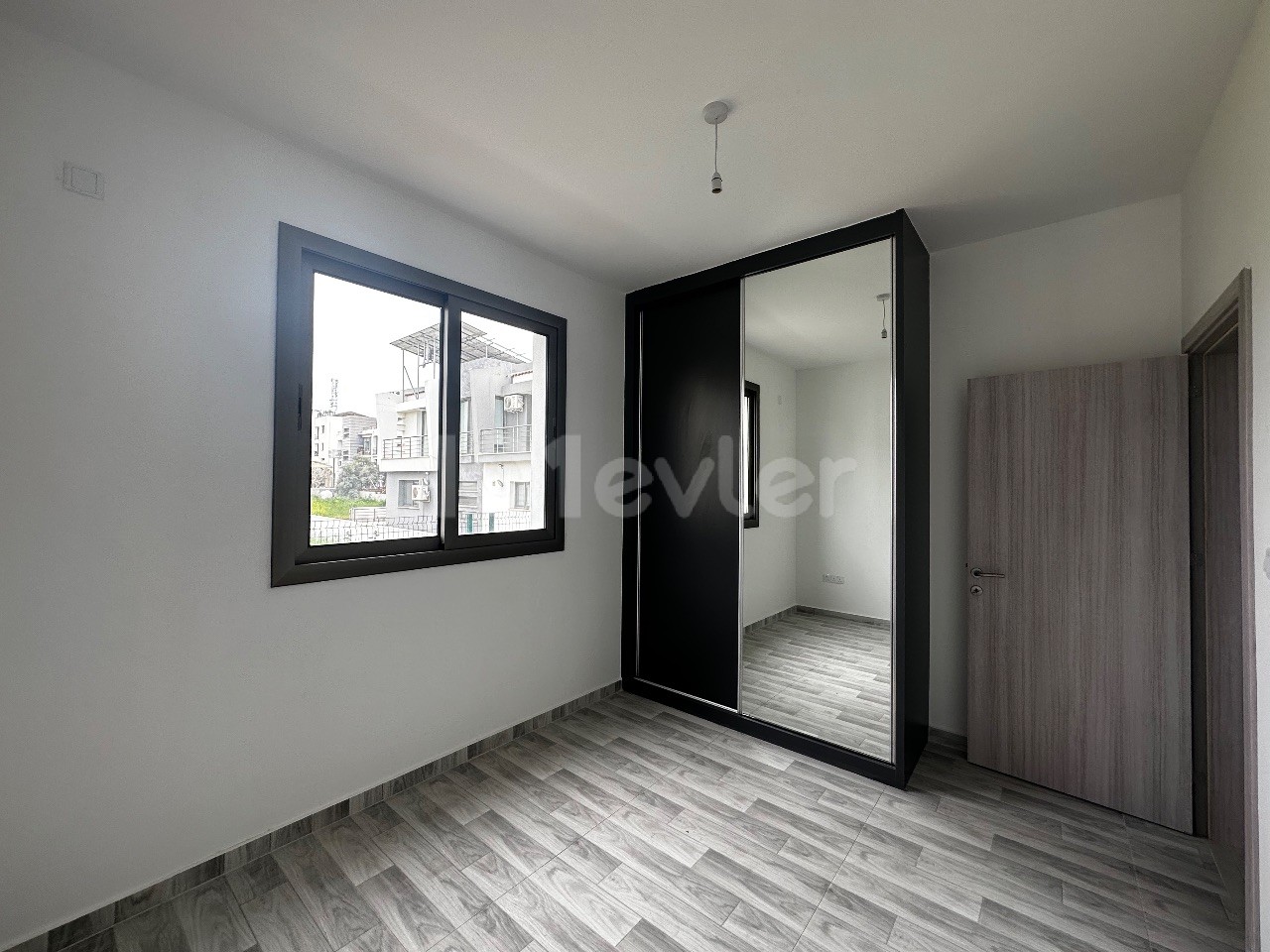 2+1 APARTMENTS WITH QUALITY WORKMANSHIP AND AN ELITE LOCATION IN THE METEHAN REGION OF LEFKOŞA 