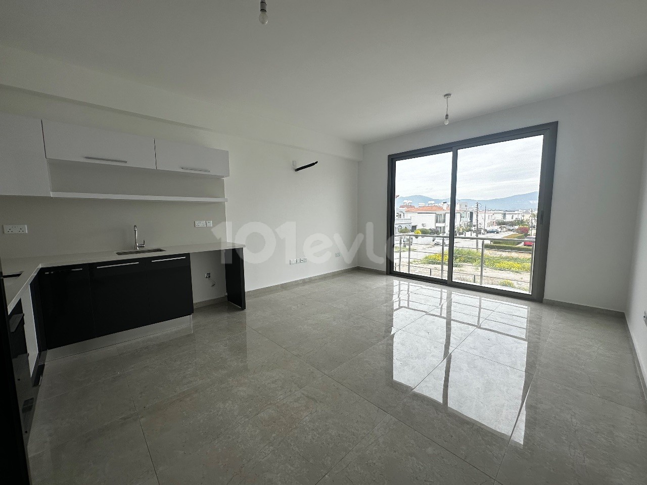 2+1 APARTMENTS WITH QUALITY WORKMANSHIP AND AN ELITE LOCATION IN THE METEHAN REGION OF LEFKOŞA 