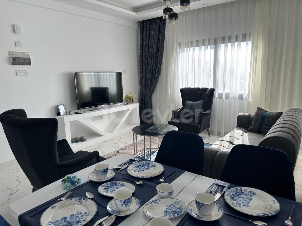 GİRNE / ESENTEPE’de  2+1 FULL EŞYALI PENTHOUSE 