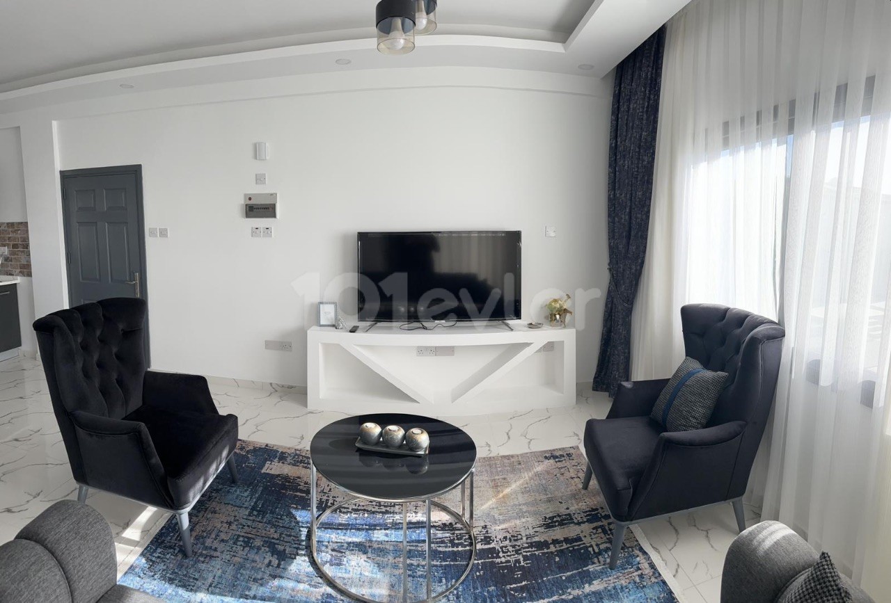 GİRNE / ESENTEPE’de  2+1 FULL EŞYALI PENTHOUSE 