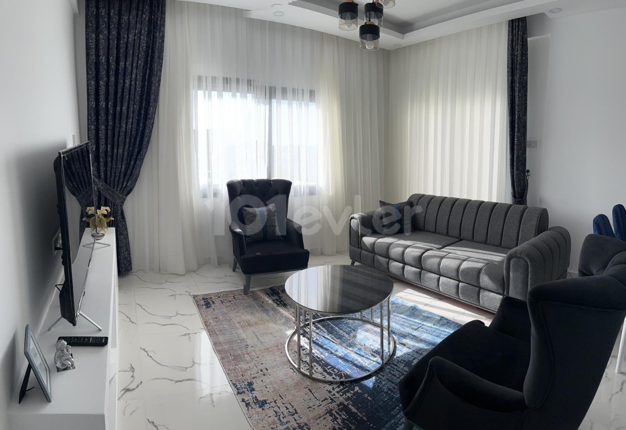 2+1 VOLL MÖBLIERTES PENTHOUSE IN GİRNE / ESSNTEPE 