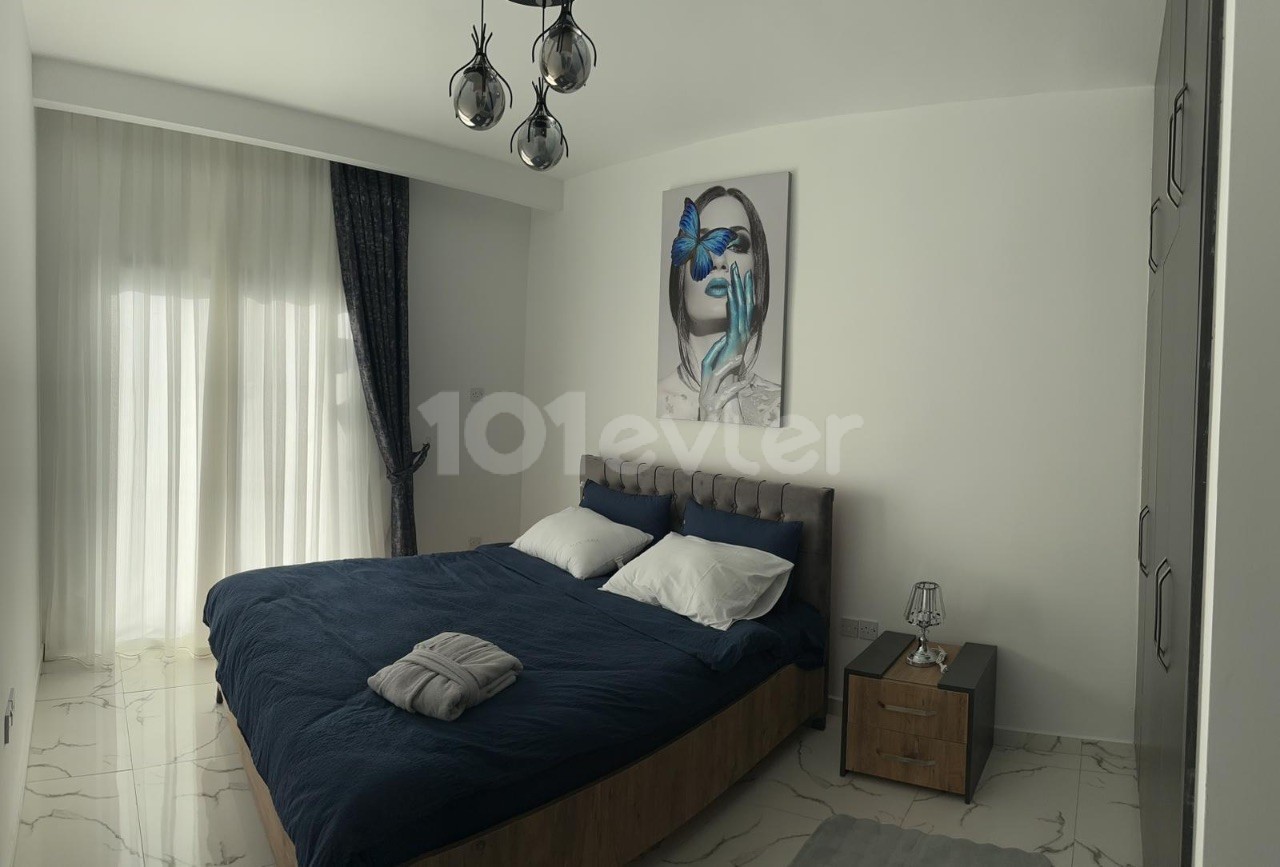 2+1 VOLL MÖBLIERTES PENTHOUSE IN GİRNE / ESSNTEPE 