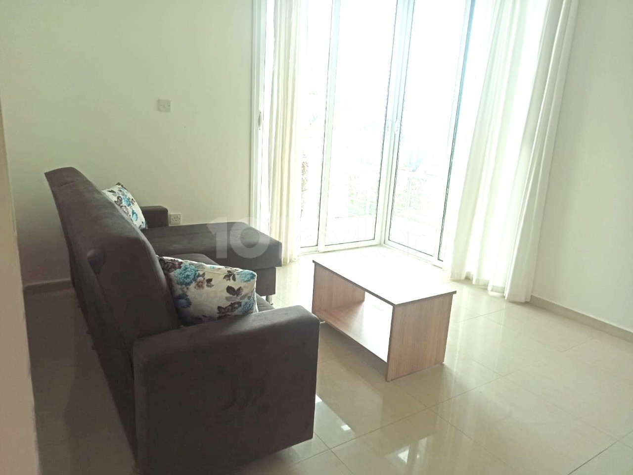 1+1 FURNISHED OPPORTUNITY FLAT FOR SALE IN KYRENIA / LAPTA REGION