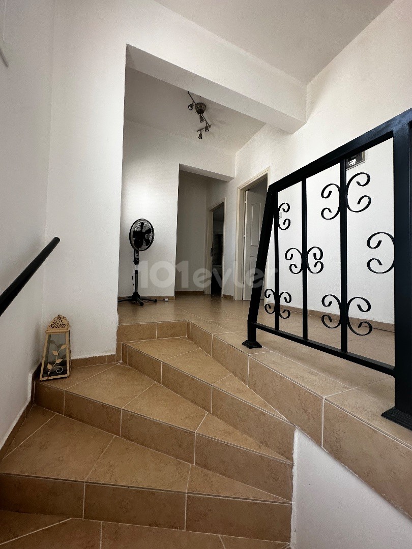 3+1 DUPLEX HOUSE WITH WIDE GARDEN FOR SALE IN KYRENIA/BOGAZ