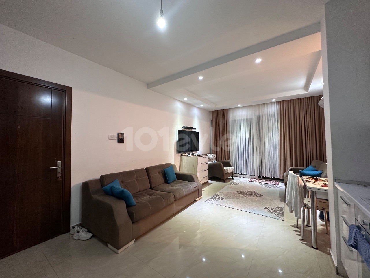 FULLY FURNISHED FLAT IN NICOSIA BEACH AREA