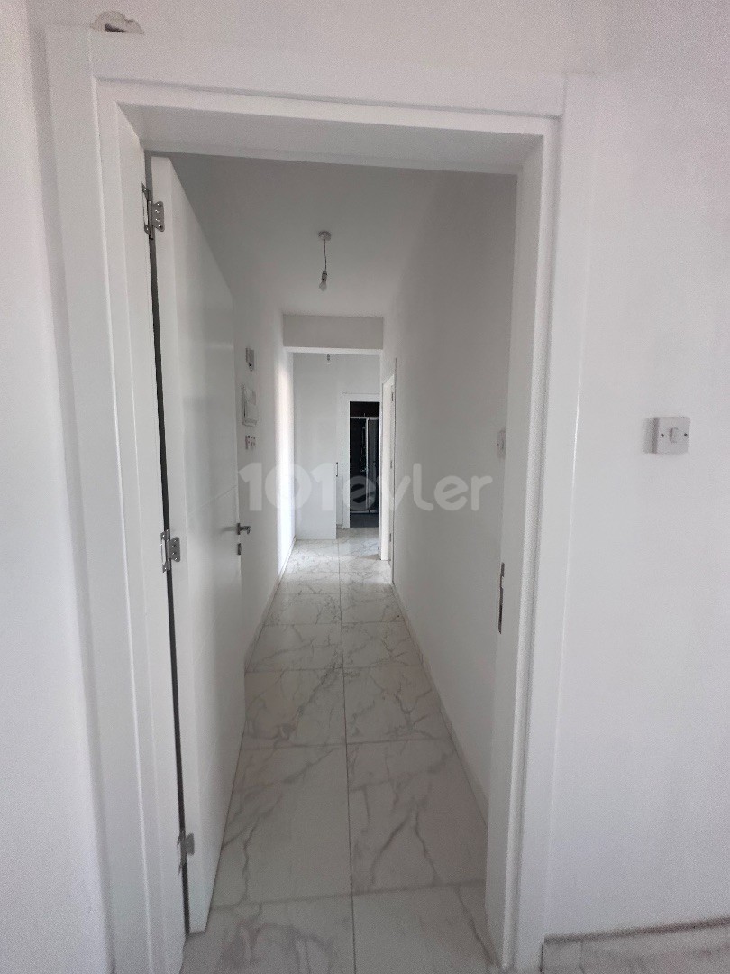 LEFKOŞA / ALAYKÖY BÖLGESİNDE ZEMİN KAT 2+1 DAİRE