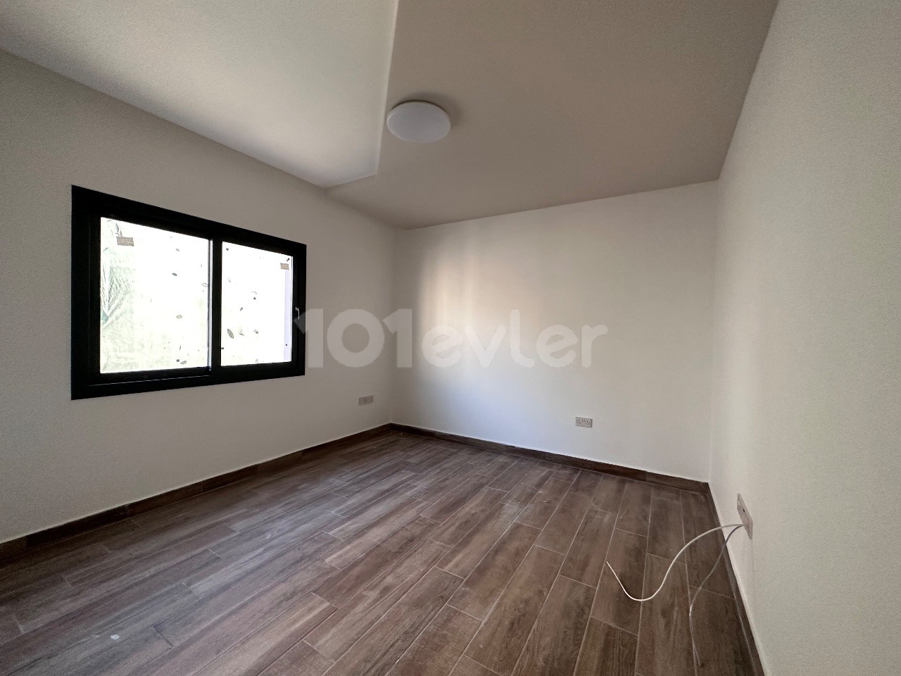 3+ 1 LUXUSWOHNUNG IN NICOSIA / KAYMAKLI-GEBIET