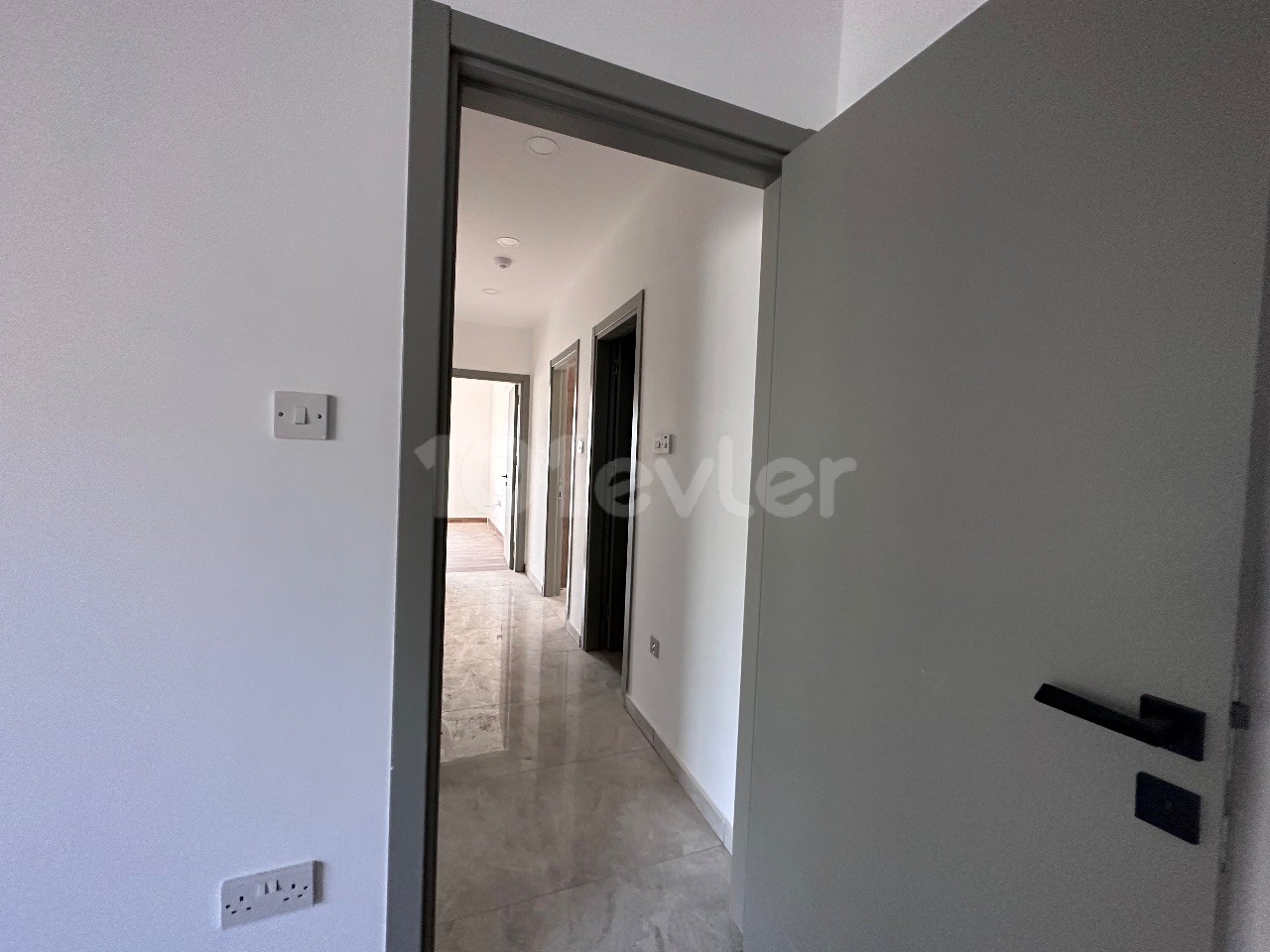 3+ 1 LUXURY FLAT IN NICOSIA / KAYMAKLI AREA