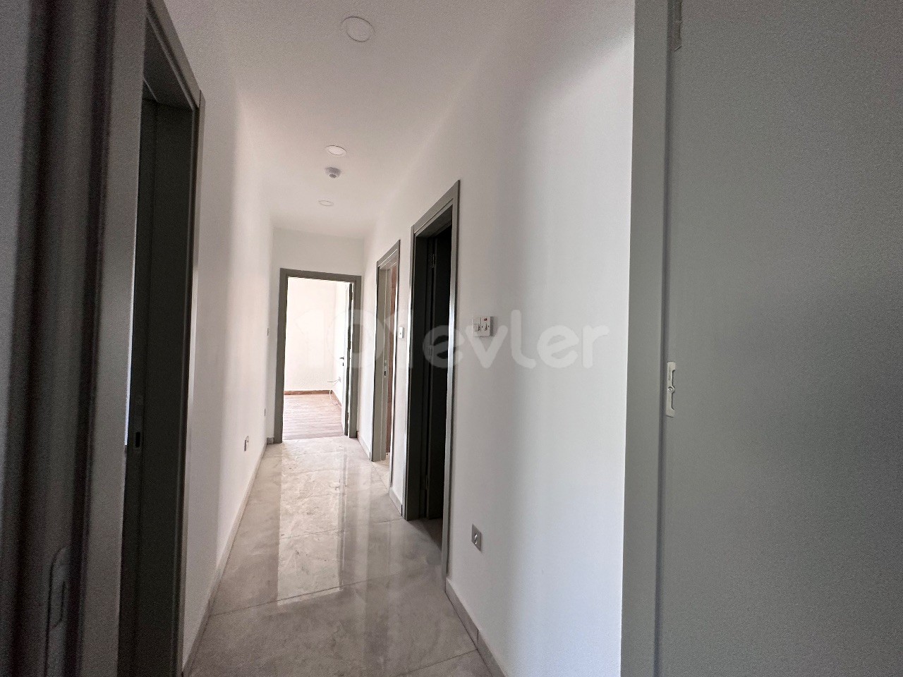 LEFKOŞA / KAYMAKLI BÖLGESİNDE 3+ 1 LÜKS DAİRE