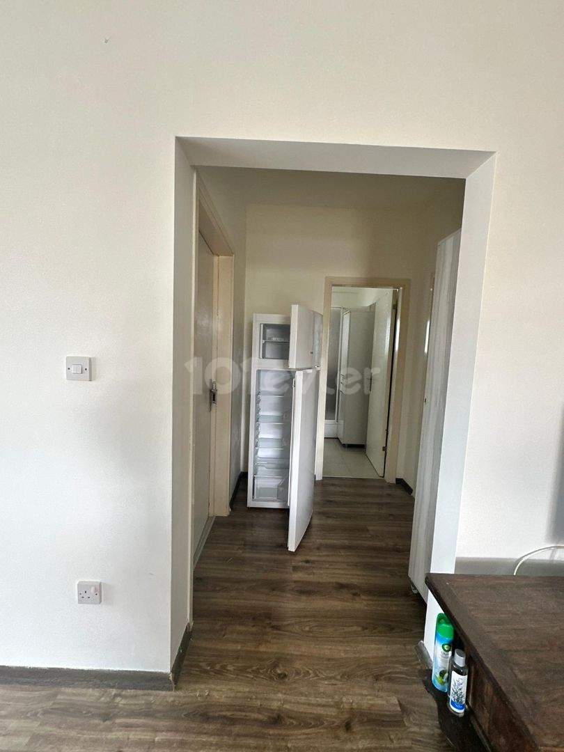 2+1 Penthouse zur Miete in der Gegend von Nikosia Yenikent