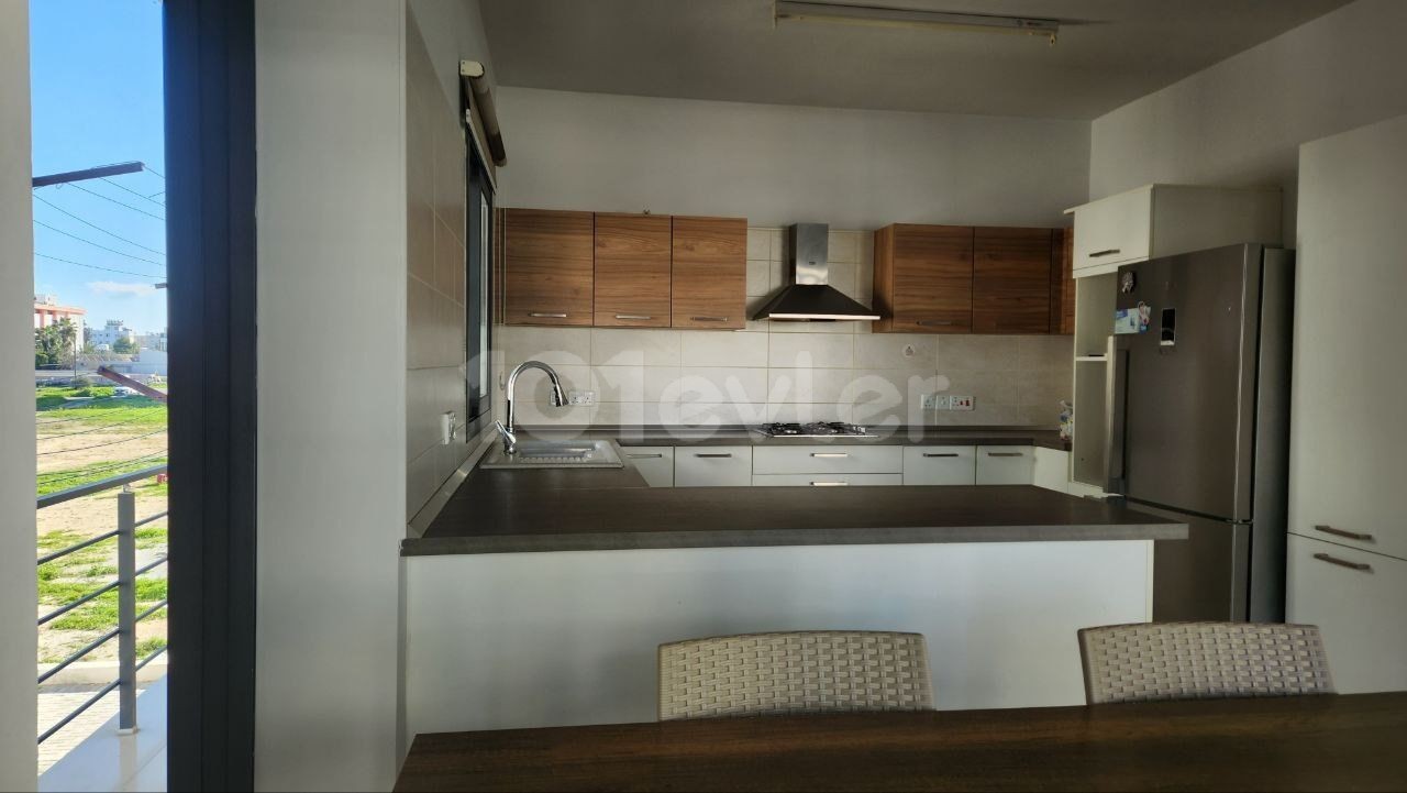 Commercial 3+1 Flat in Küçük Kaymaklı Area