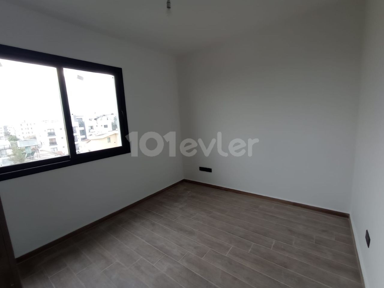 2+1 160 m² Penthouse zum Verkauf in der Gegend von Gönyeli