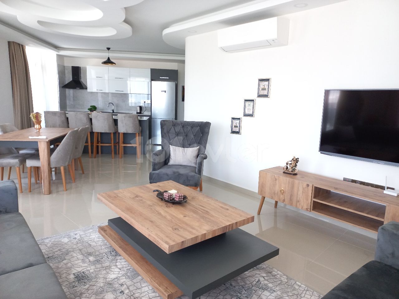 Girne merkezde özel havuzlu lüx eşyalı 3+1 penthouse