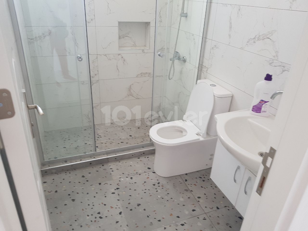 Laptada kiralık 2+1 esyalı yeni daireler 