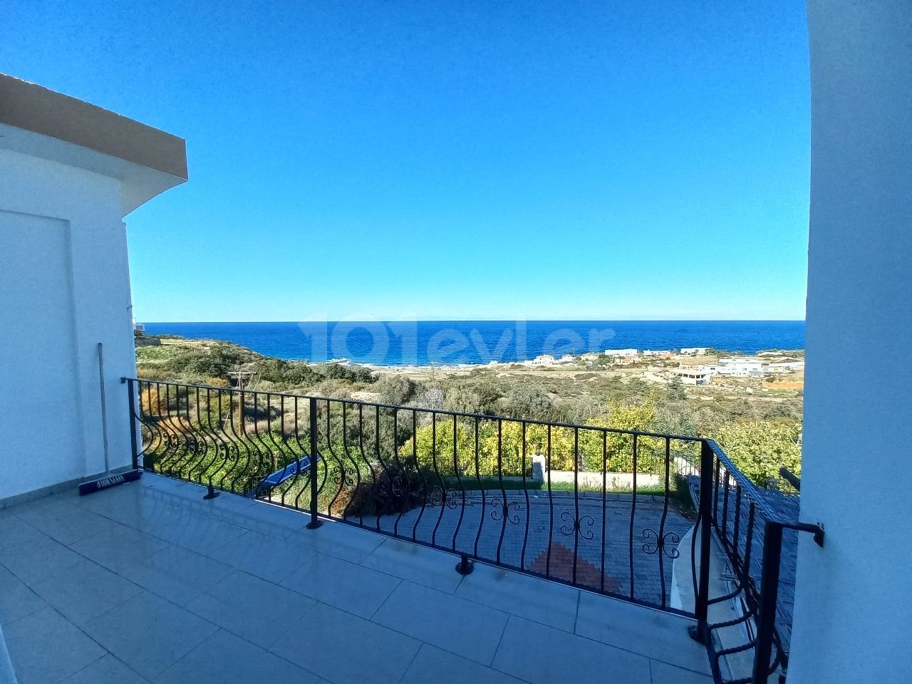 4+1 fully furnished villa for rent in Esentepe, Girne