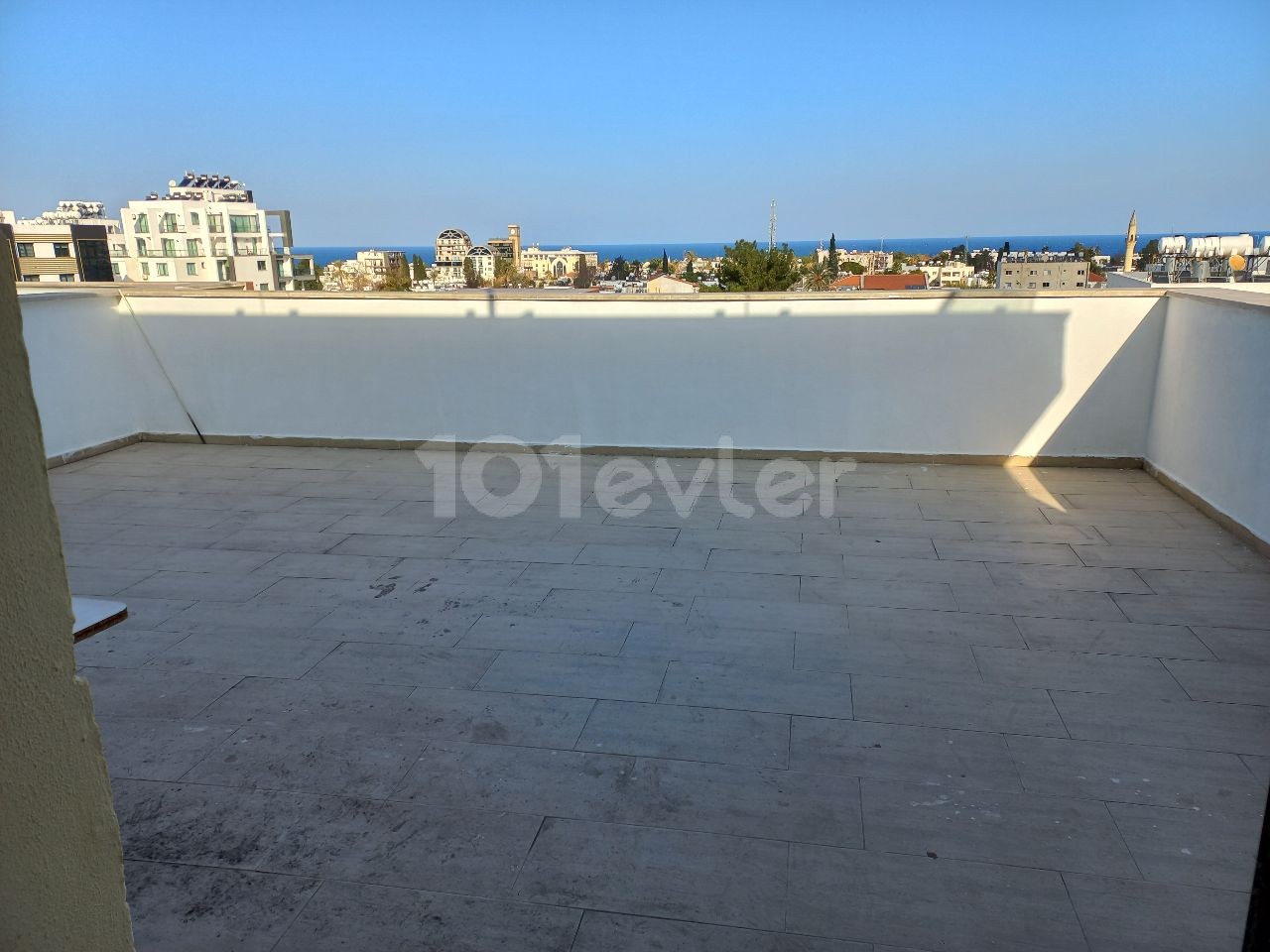 تخت برای اجاره in Girne Merkez, گیرنه